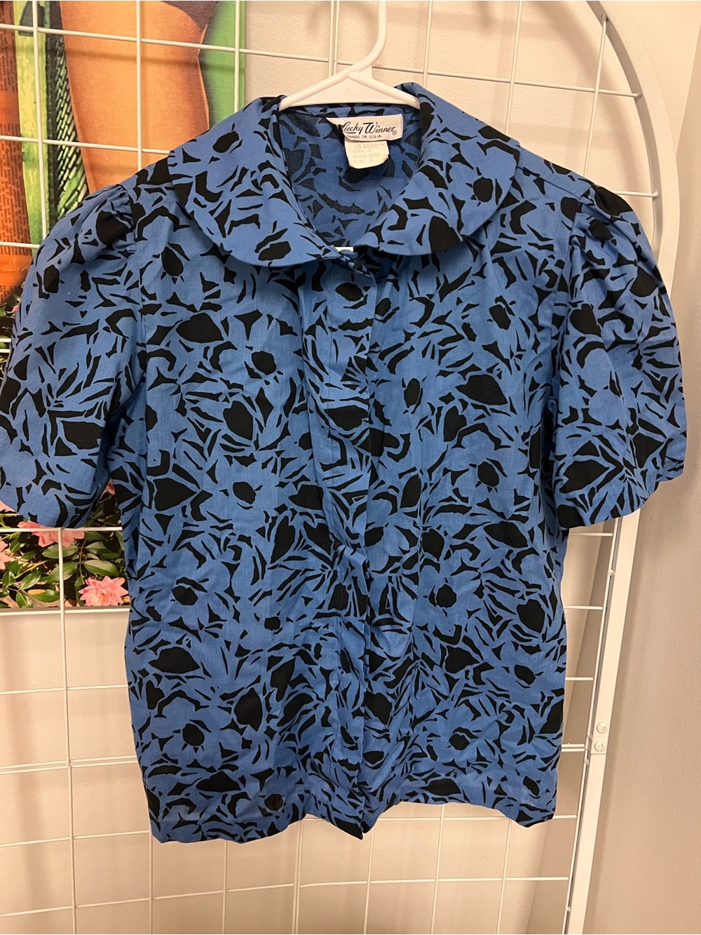 Blue Floral Puff-Sleeve Blouse by